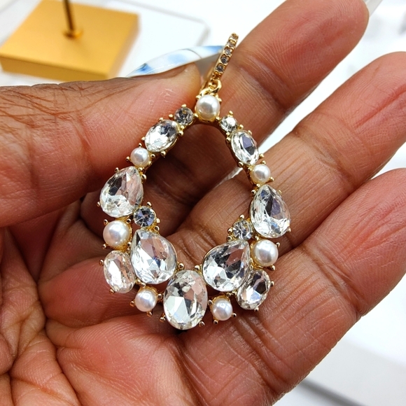 Goldtone Oval Earrings • Pierced • Bling • Hangar - Picture 3 of 5